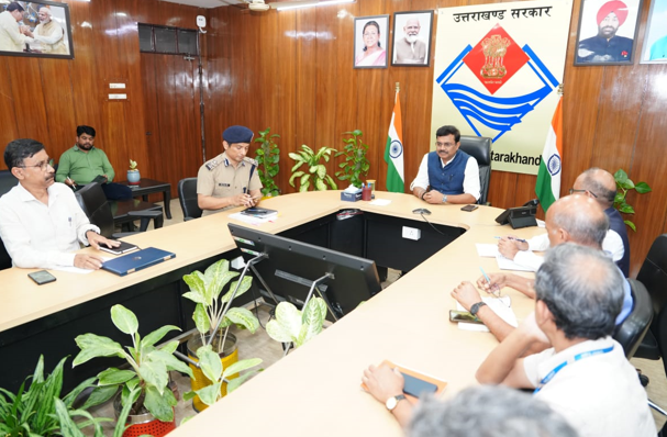 अधीनस्थ सेवा चयन आयोग परीक्षा घोटाले की जांच एसआईटी को सौंपी गई, निगरानी रिटायर्ड जज करेंगे।