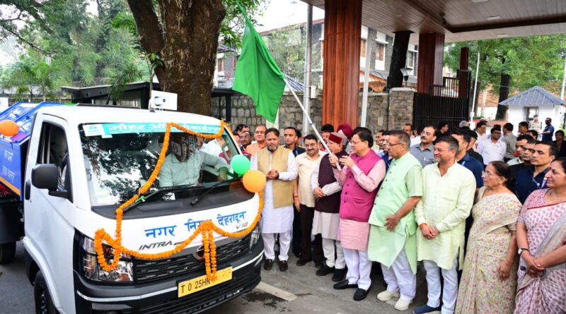 मुख्यमंत्री धामी ने 52 नगर निकायों में 115 अर्बन आयुष्मान आरोग्य मंदिरों की शुरुआत की।