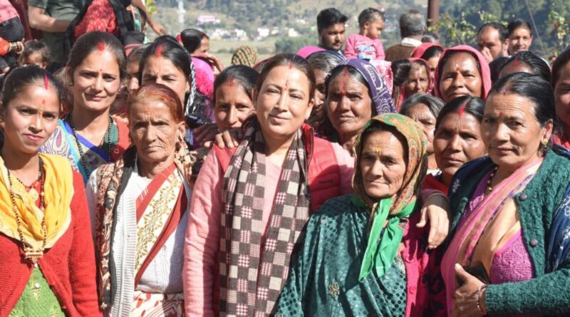 विकास कार्य प्रदेश सरकार की पहली प्राथमिकता : रेखा आर्या