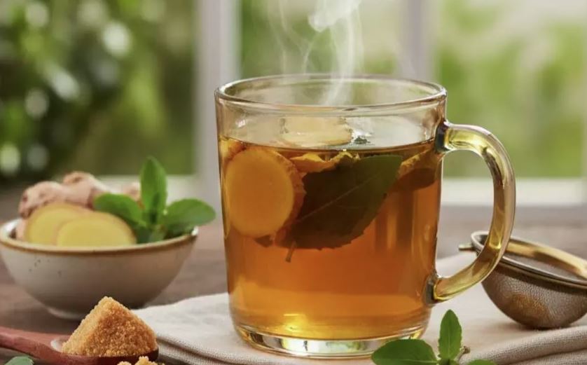 सर्दियों में घर पर बनाएं ये 5 शक्तिशाली काढ़े, सर्दी-जुकाम रहेगा दूर और इम्यूनिटी होगी मजबूत