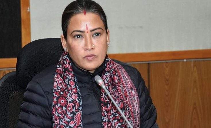 विकास कार्यों की अनदेखी पर नपेंगे अधिकारी- रेखा आर्या