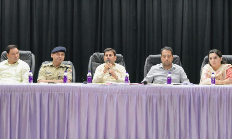 परीक्षा संचालन में किसी भी प्रकार की लापरवाही स्वीकार नहीं की जाएगी- अपर जिलाधिकारी