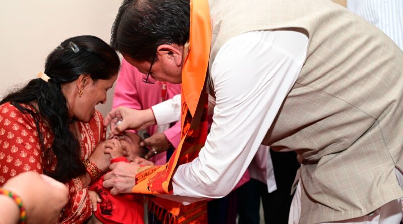 ’मुख्यमंत्री पुष्कर सिंह धामी ने चंपावत में अत्याधुनिक एमआरआई मशीन का किया लोकार्पण’