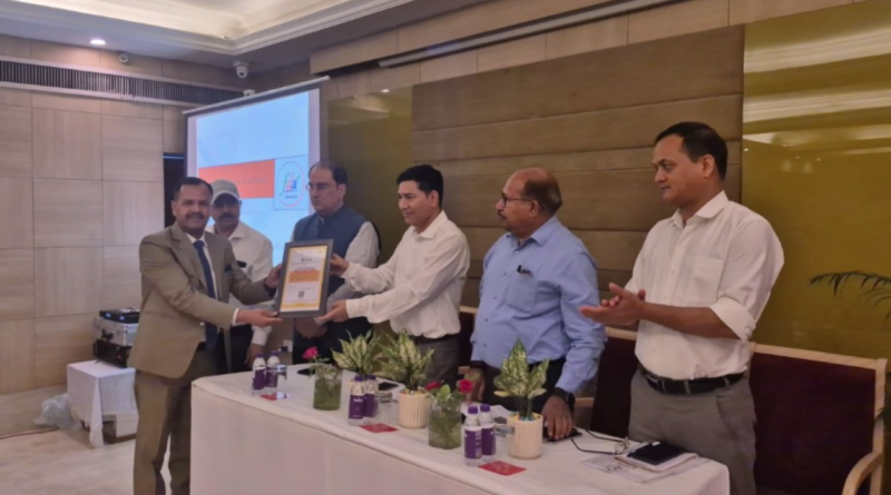 खाद्य सुरक्षा मानकों पर सख्ती, होटल संचालकों को किया जागरूक
