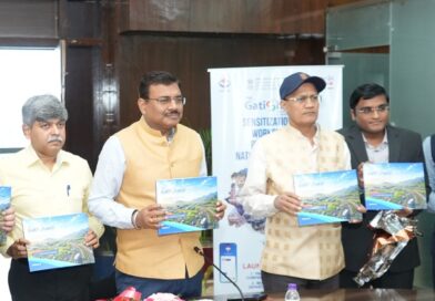 मुख्य सचिव आनन्द बर्द्धन ने पीएम गतिशक्ति उपयोग मामलों का संग्रह 2.0 एवं विभागीय डेटा संग्रहण मोबाइल ऐप का किया शुभारंभ।