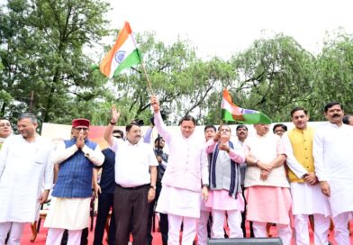 मुख्यमंत्री धामी ने हर घर तिरंगा यात्रा कार्यक्रम में किया प्रतिभाग, प्रदेशवासियों से स्वतंत्रता दिवस पर अपने घरों में तिरंगा फहराने का किया आवाह्न
