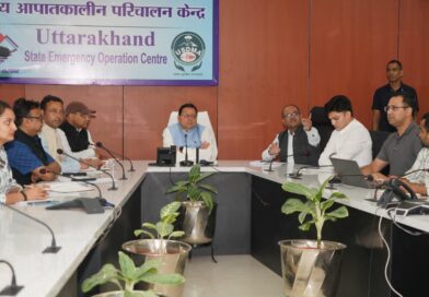 दिल्ली  से लौटते ही सीधे राज्य आपातकालीन परिचालन केंद्र पहुंचे सीएम धामी