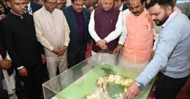 मुख्यमंत्री धामी ने किया पिथौरागढ़ मेडिकल कॉलेज का स्थलीय निरीक्षण